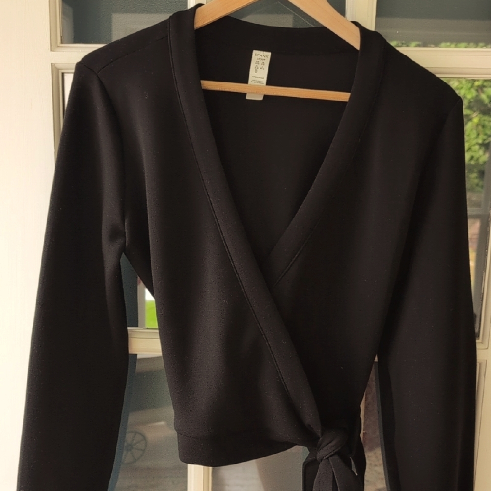 Spanx Air Essentials Ballet Wrap